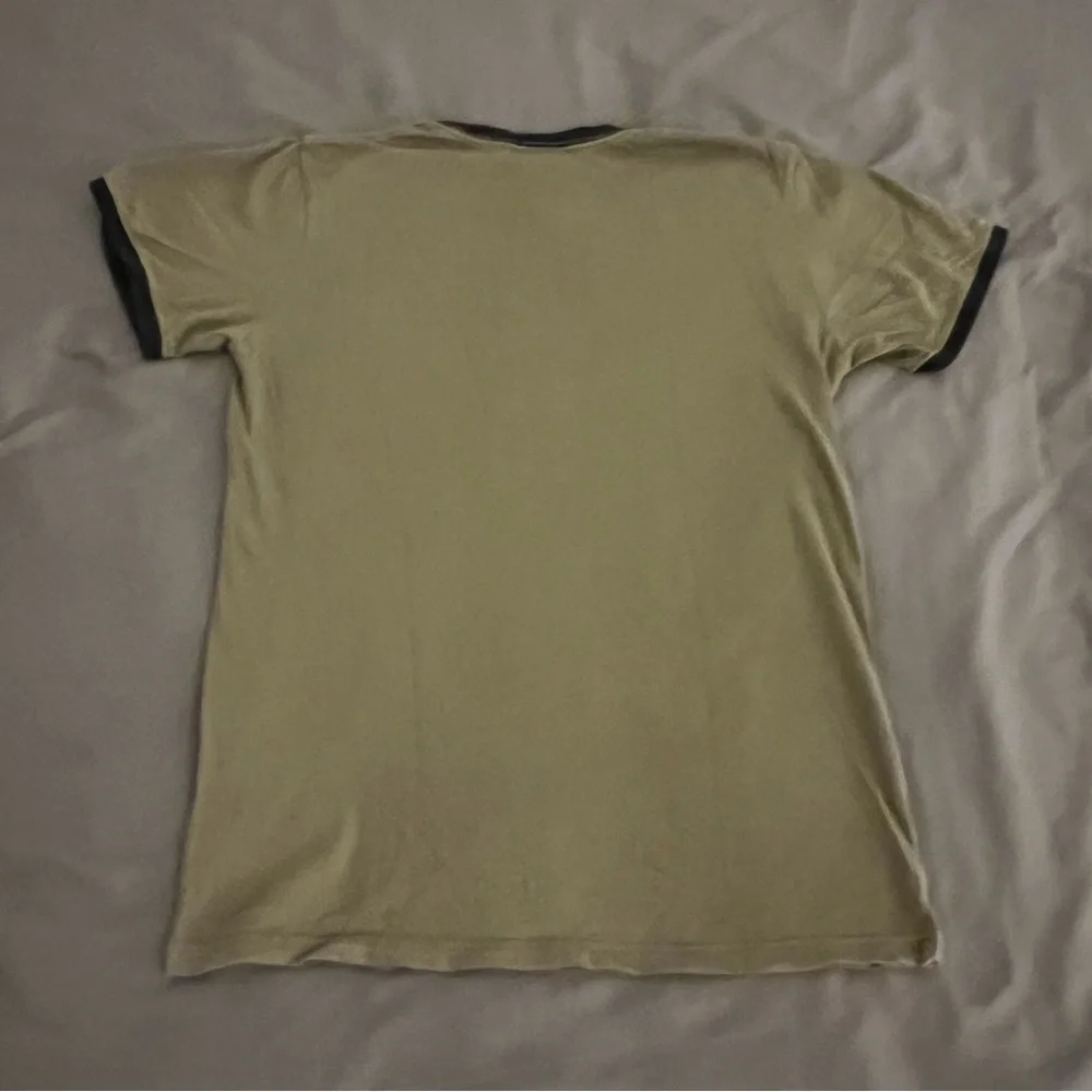 M&M's Vintage graphic Olive Green t-shirt - Picture 4 of 4